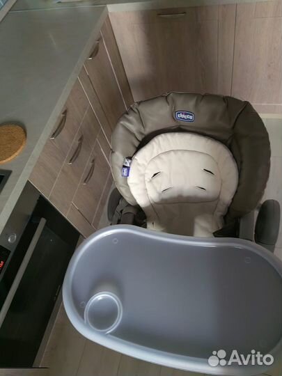 Стульчик для кормления Chicco Polly Magic Relax