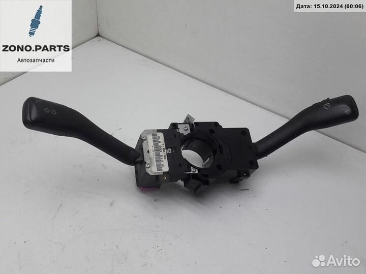 Переключатель подрулевой (стрекоза) 8l0953513g на Volkswagen Bora