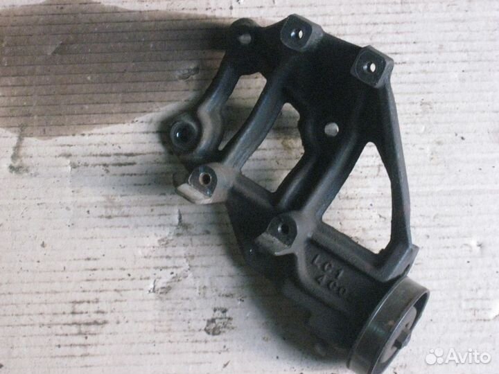 Кранштейн навесного Hyundai Getz 1.3 (G4E-A)