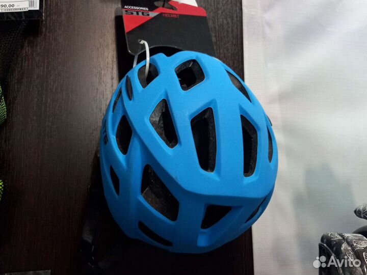 Шлем защитный размер 53-55см с застежкой