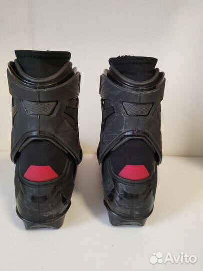 Лыжные ботинки inovik