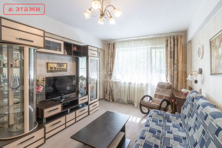 4-к. квартира, 58 м², 3/5 эт.