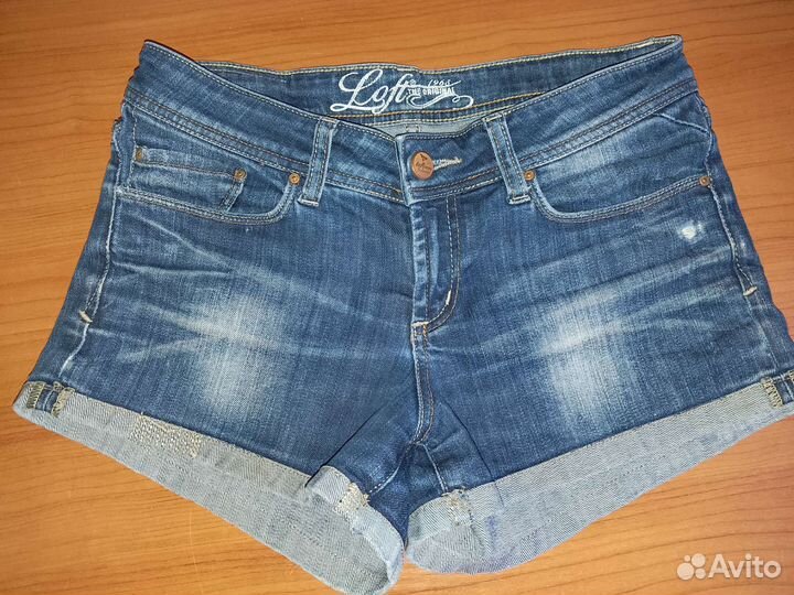 Джинсовые шорты
