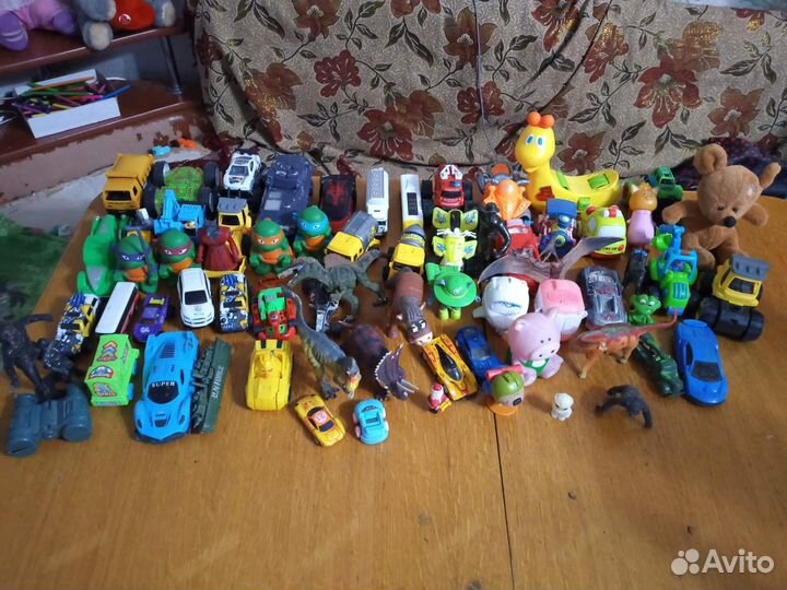 Детские игрушки для мальчика пакетом