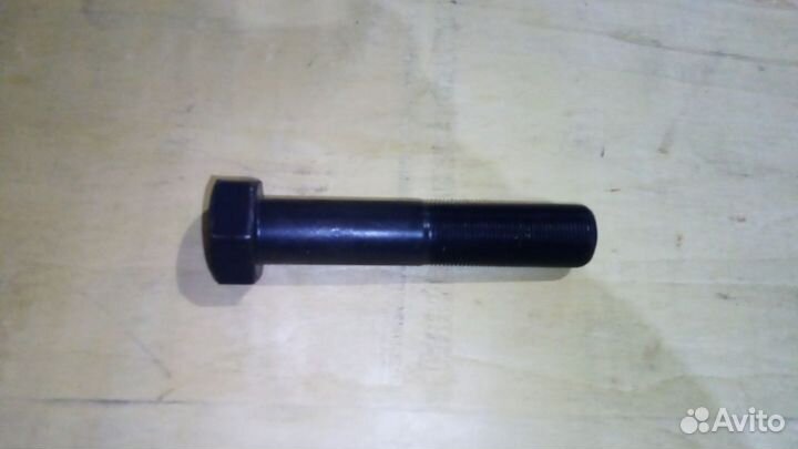 Болт с гайкой M22*1,5*71 76040845 PC120-5 QHD