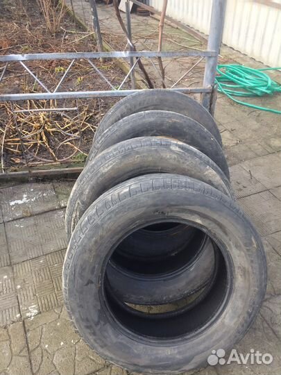 Bridgestone Dueler H/P Sport 215/65 R16 98H