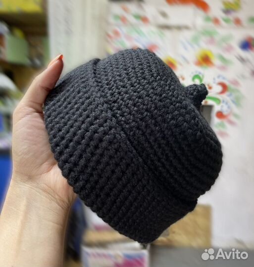 Вязаная шапка мужская