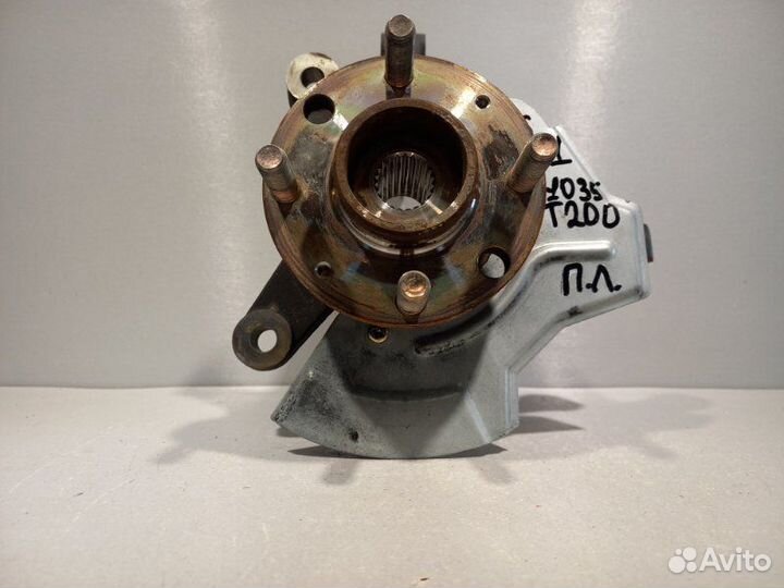 Кулак (цапфа) передний левый Chevrolet Aveo T200