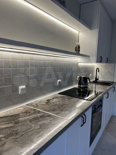 3-к. квартира, 108 м², 2/5 эт.