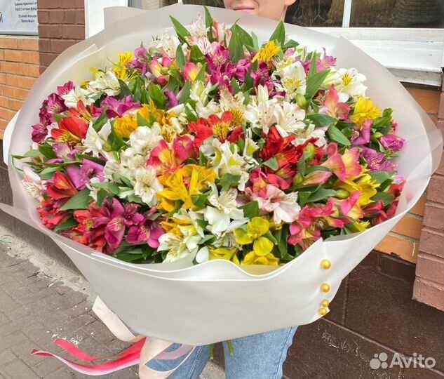 Букет альстромерии. Букет цветов