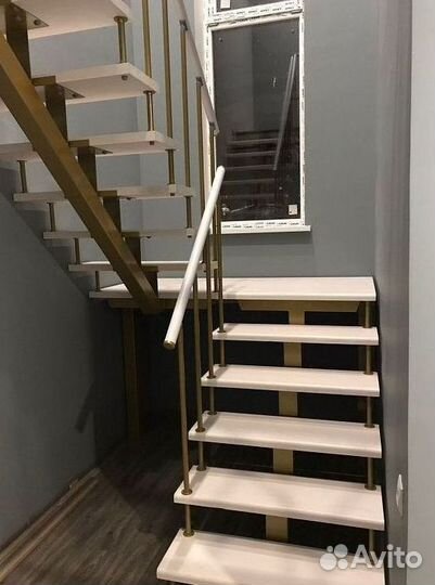 Лестница для офиса