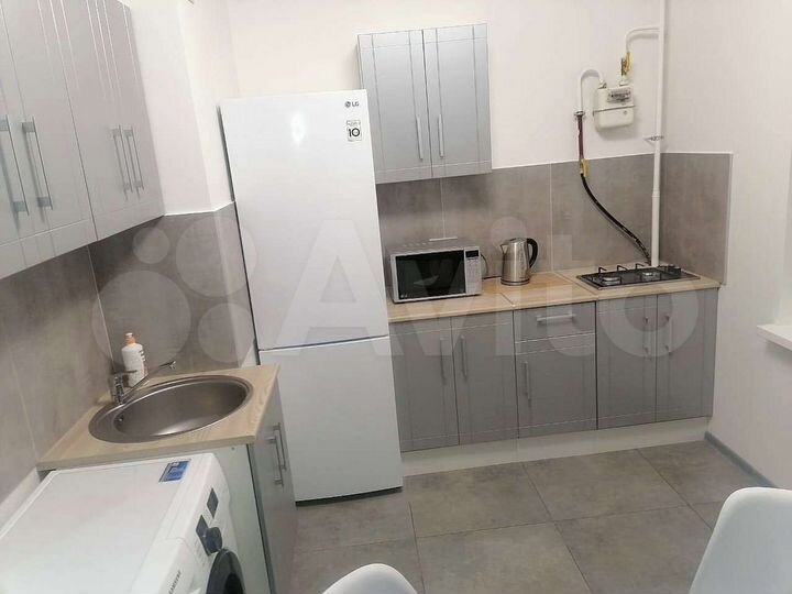 2-к. квартира, 54 м², 6/9 эт.