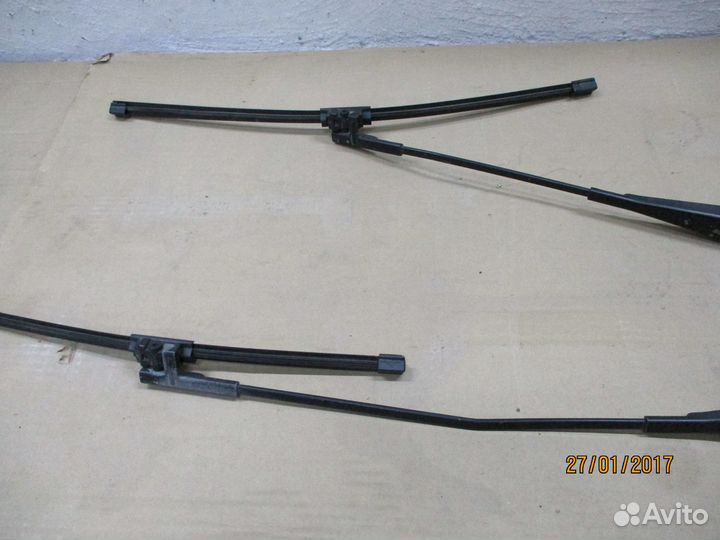Поводок стеклоочистителя Форд Фокус 2 рестайлинг