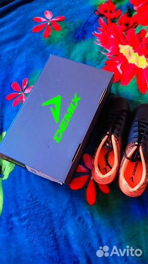 Бутсы футбольные 39 размер