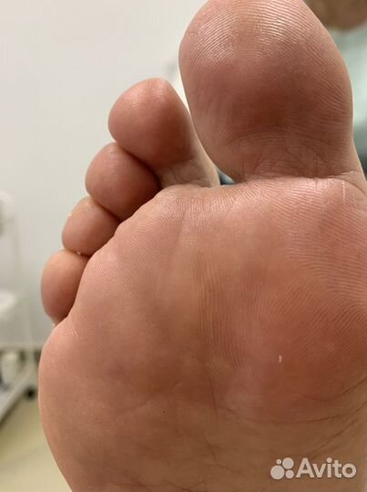 Маникюр,педикюр,депиляция воском