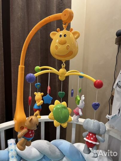 Музыкальный мобиль в детскую кроватку