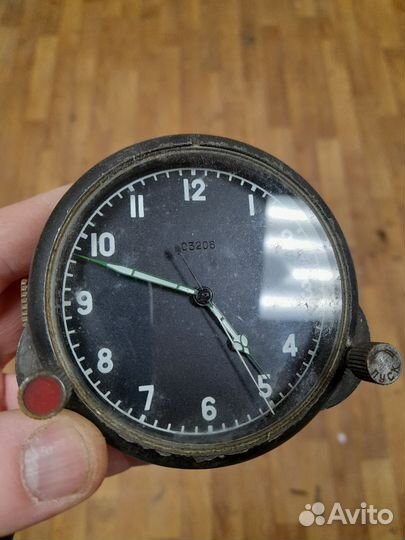 Часы, самолетные, танковые, корабельные