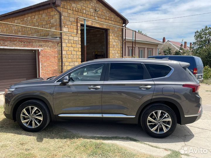 Hyundai Santa Fe 2.0 AT, 2019, 59 000 км