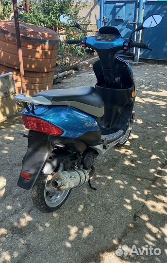 Скутер Stels Skif