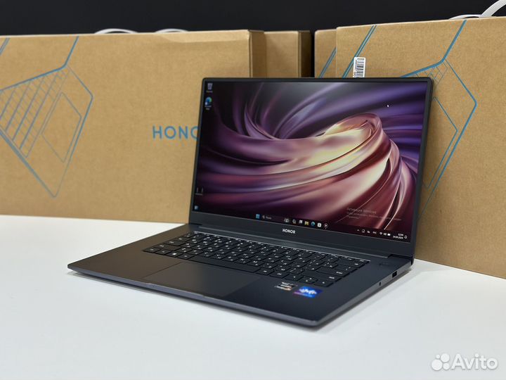 Новый Honor 15.6