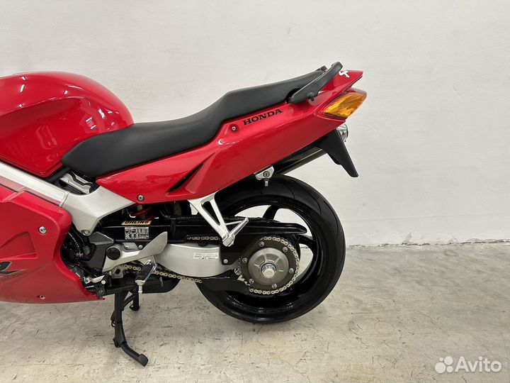 Honda VFR800Fi инжектор. Из Европы, без пробега