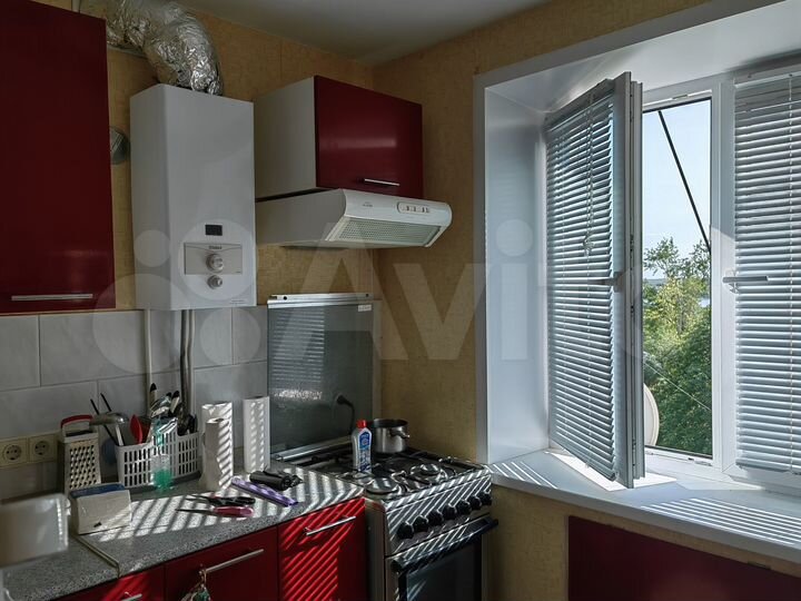 2-к. квартира, 44 м², 4/4 эт.