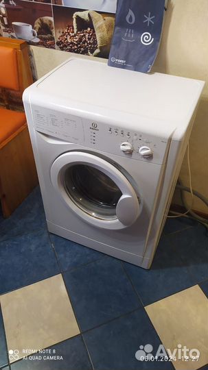 Стиральная машина Indesit