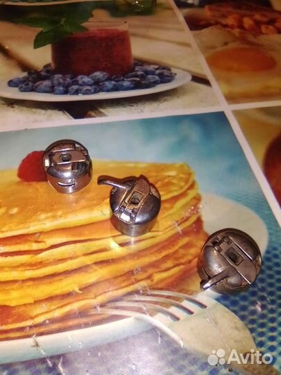 Челнок для швейной машины