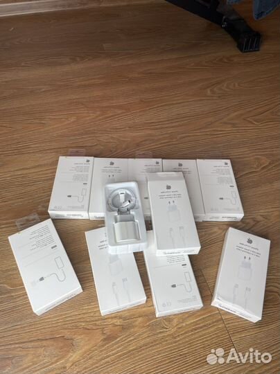 Зарядное устройство для iPhone