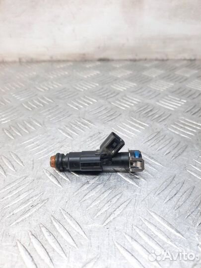 Форсунка Mazda Mazda5 2.0 LF7 2005