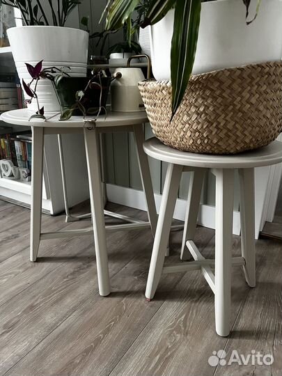 Журнальный столик IKEA крагста