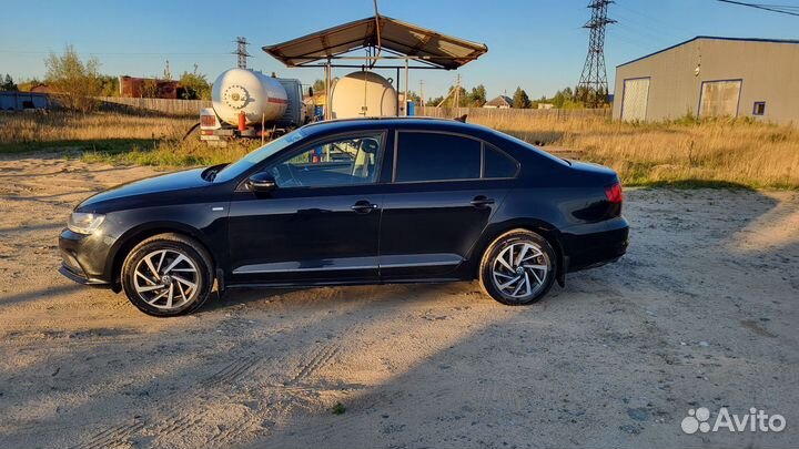 Volkswagen Jetta, 2017