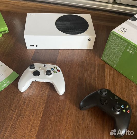 Xbox Series S, Топ игры, 2 джойстика