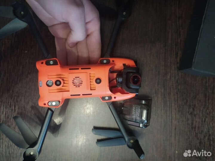 Квадрокоптер autel EVO robotics