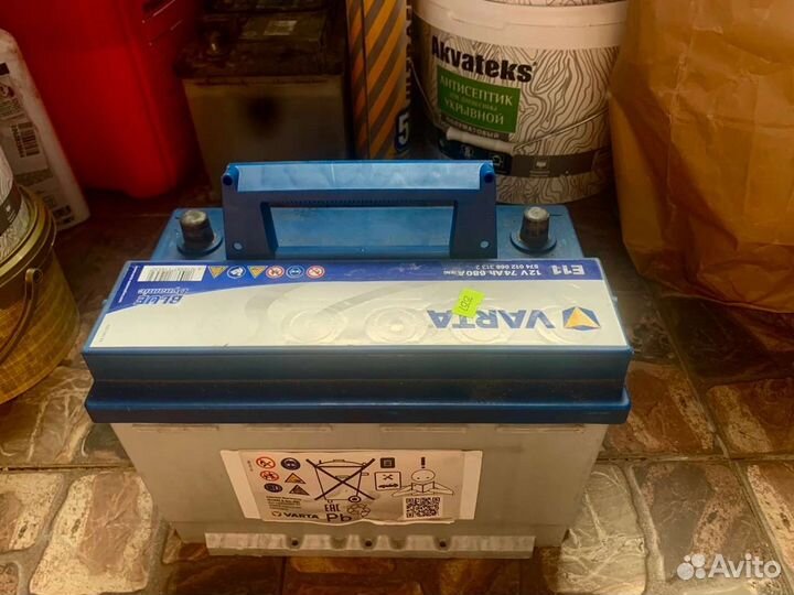 Аккумулятор varta blue dynamic E11 74 Ач 680А