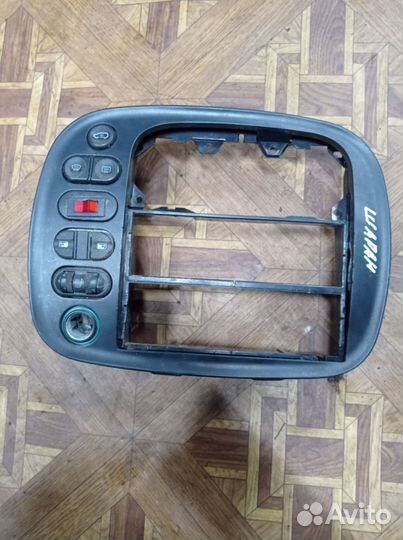 Рамка магнитолы Фольксваген Шаран 1