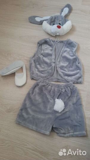 Новогодний костюм зайчика