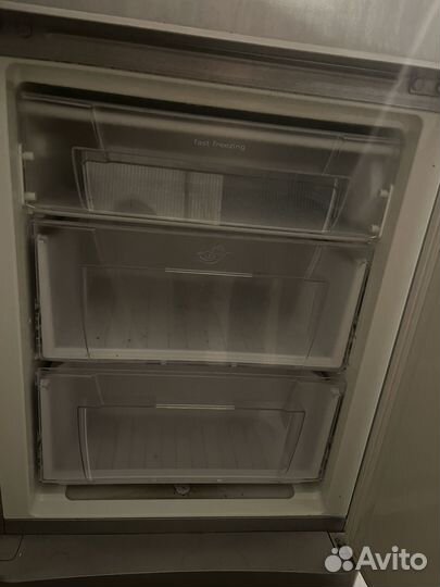 Холодильник Indesit