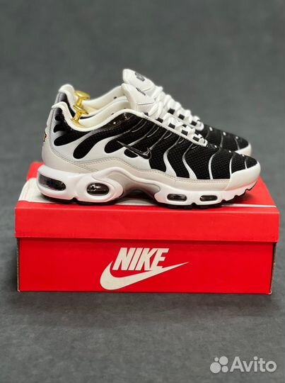 Кроссовки Nike