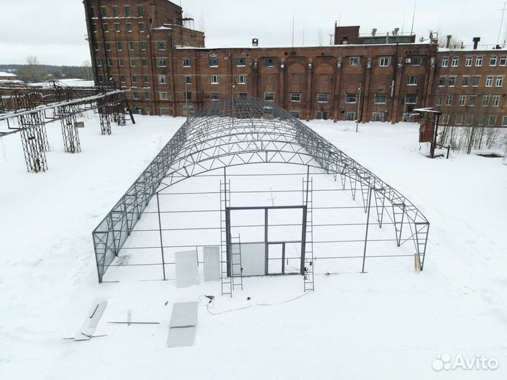 Ангар 18х50м. / Коровник