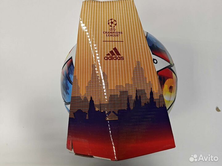 Футбольный мяч adidas СПБ