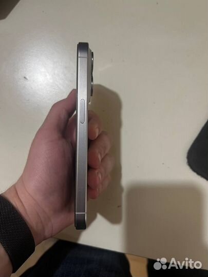 iPhone 15 Pro, 256 ГБ