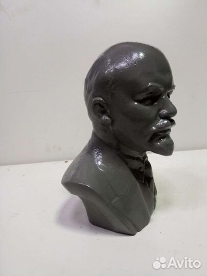 Бюст ленина