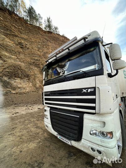 DAF FT XF 105.460 с полуприцепом, 2011