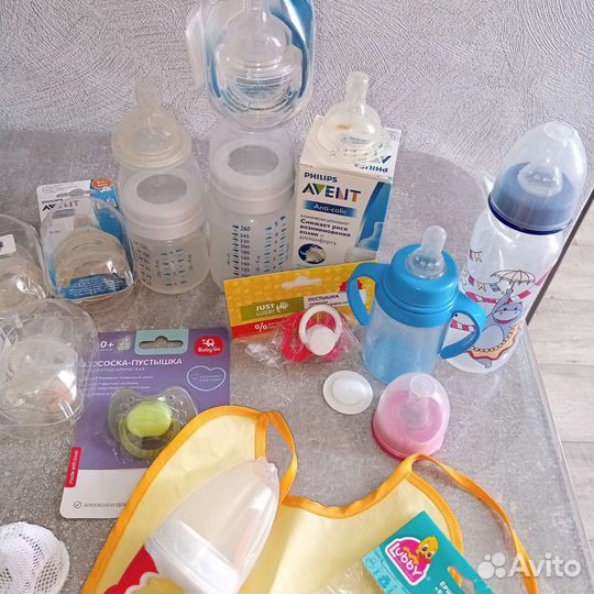 Бутылочки для кормления avent