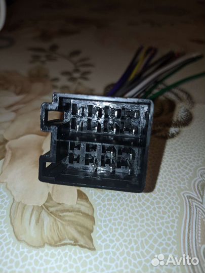 Евроразъем ICO для подключения магнитолы