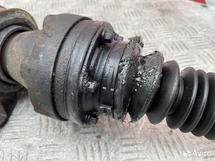 Кардан Chrysler Voyager 4