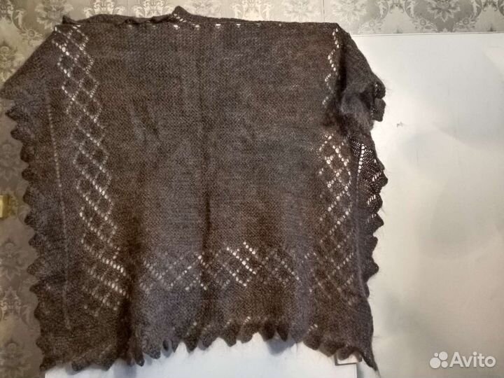 Пуховый платок шаль