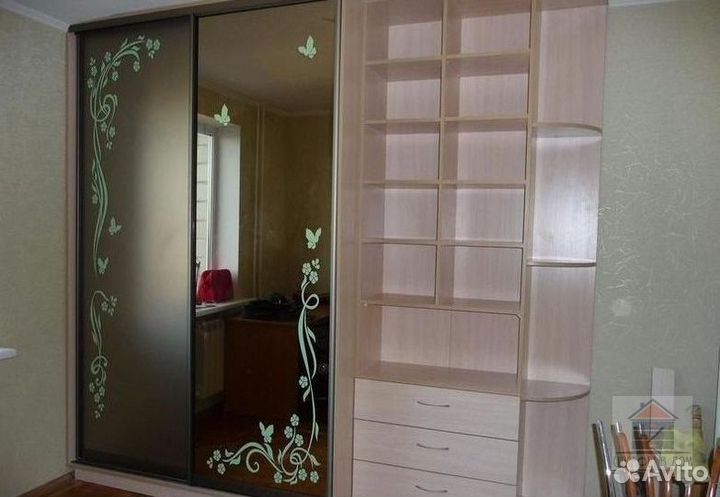 Встраиваемый шкаф