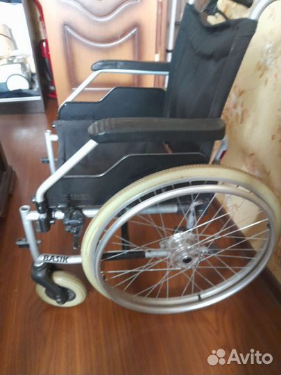 Коляска инвалидная